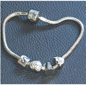 Tur Agamo Silver Tone Charm Bracelet BEST CHEER